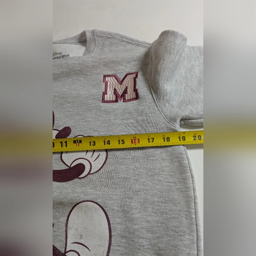 Disney Women's Mickey Mouse sweatshirt Crew Neck Size XS Light Gray EUC - Picture 9 of 10